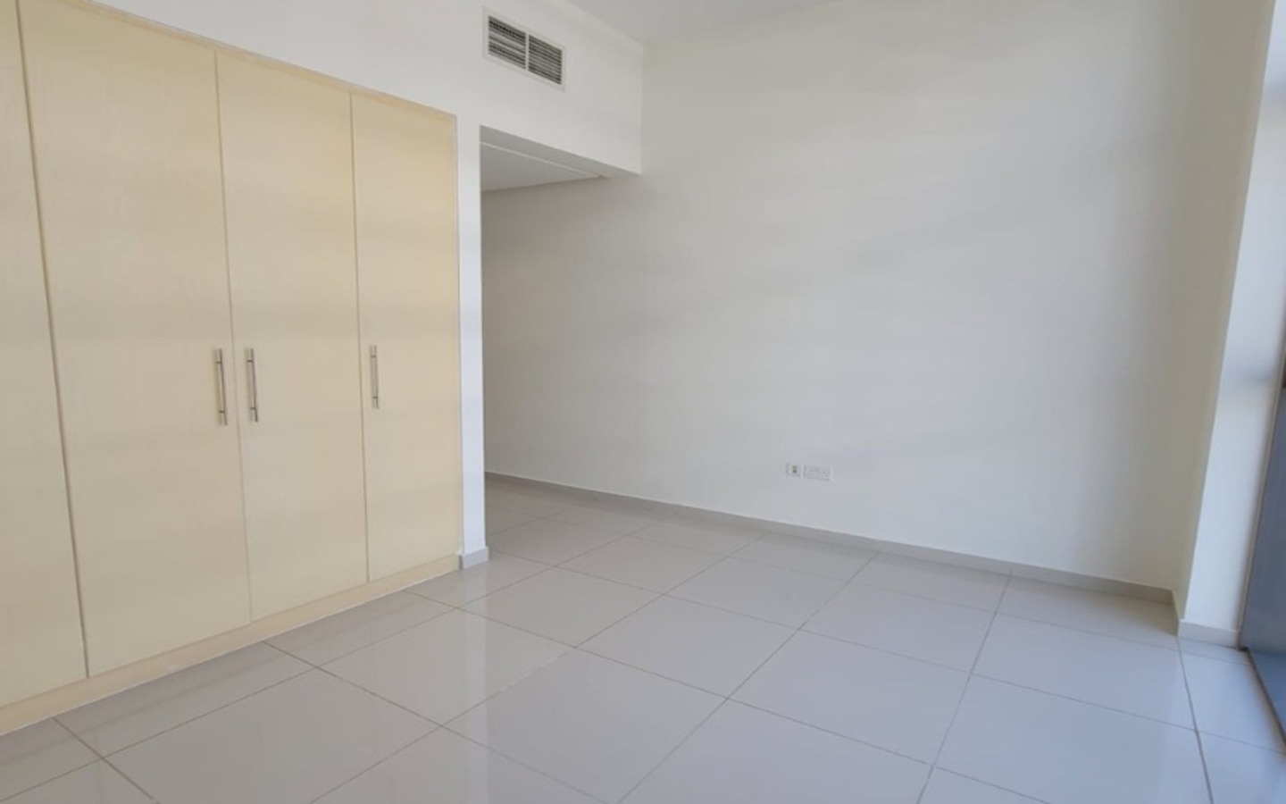 Golf Panorama Tower A, DAMAC Hills, Dubai