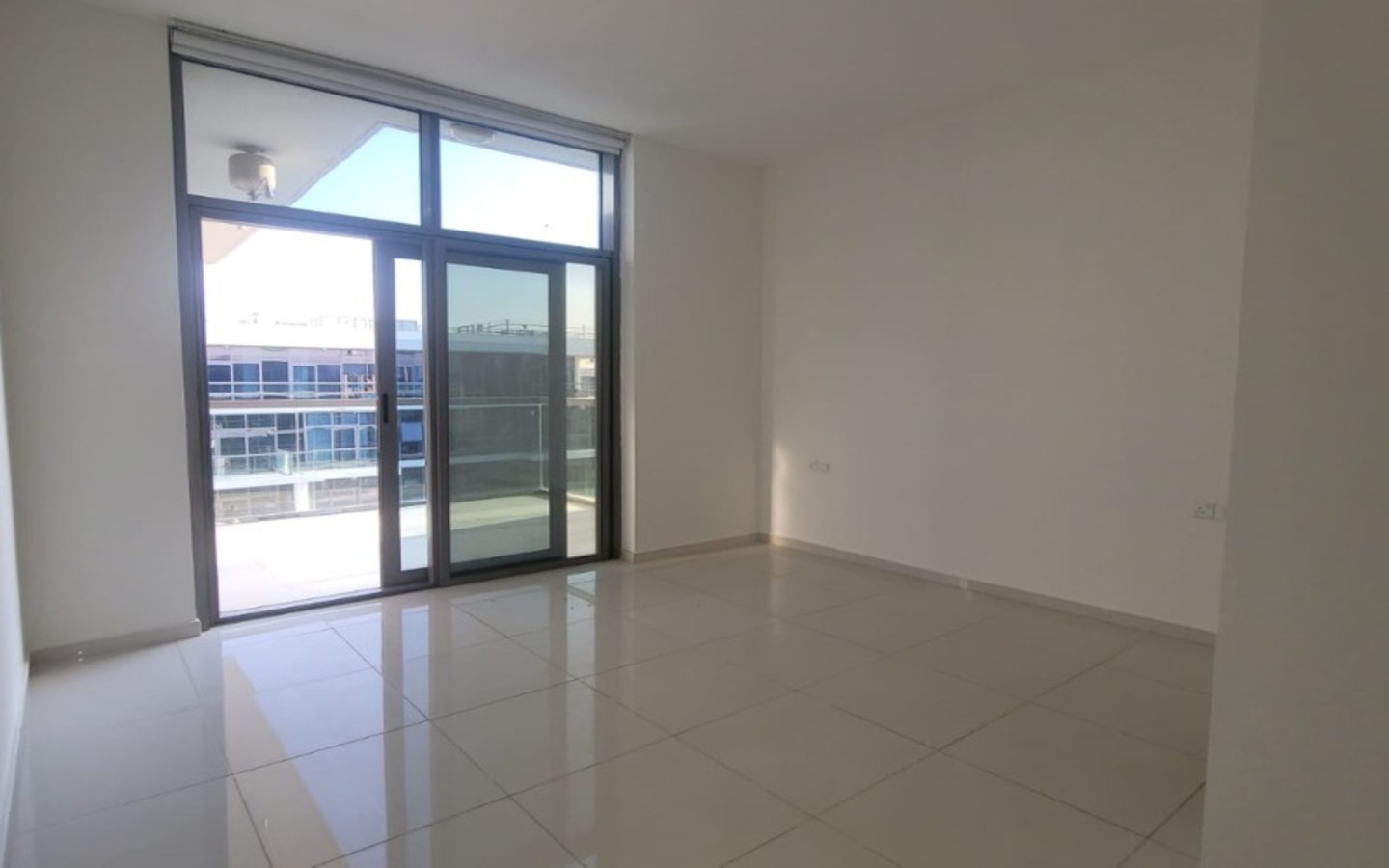 Apartment for Rent located at Golf Horizon Tower A