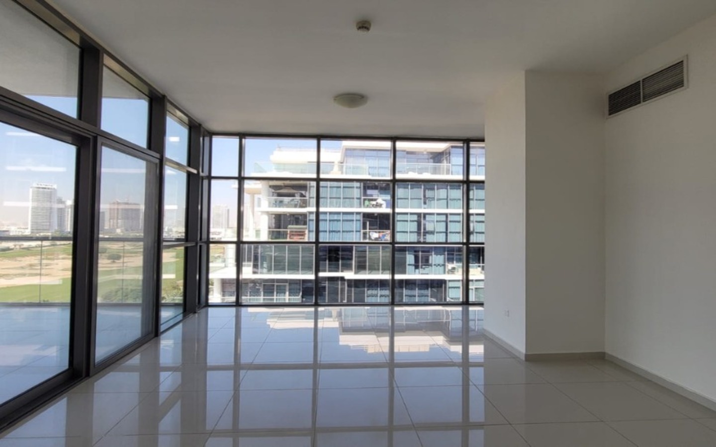 Golf Panorama Tower A, DAMAC Hills, Dubai