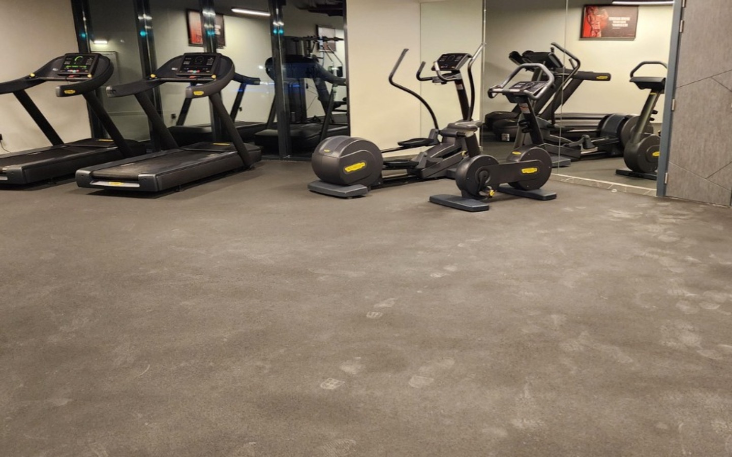 Studio for Rent located at Samana Golf Avenue