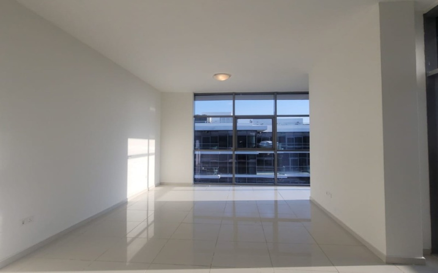 Apartment for Rent located at Golf Horizon Tower A